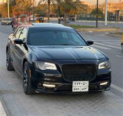 کرایسلەر 300